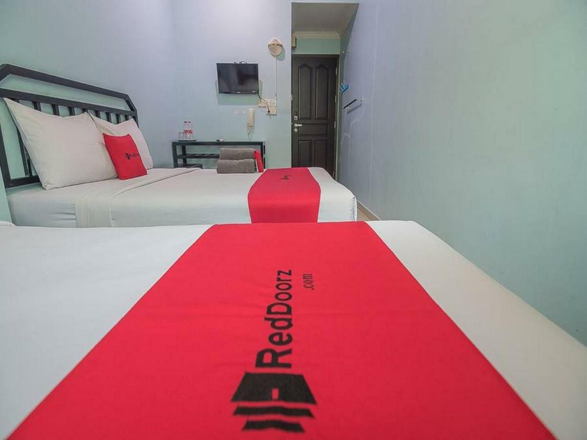 Reddoorz Near Nagoya Citywalk Batam 2 Buitenkant foto