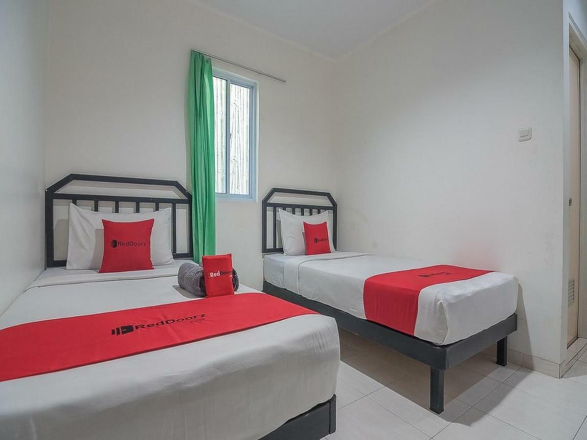Reddoorz Near Nagoya Citywalk Batam 2 Buitenkant foto
