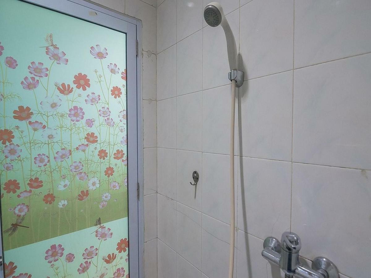 Reddoorz Near Nagoya Citywalk Batam 2 Buitenkant foto